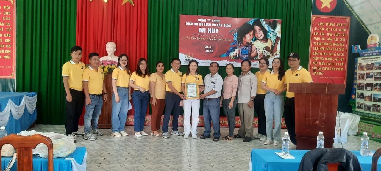 An Huy Construction đi thiện nguyện